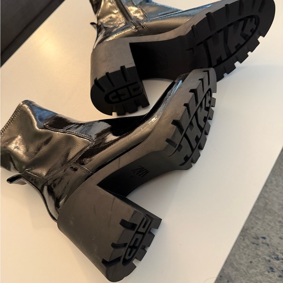 Zara Patent Lug Sole Ankle Boots 37 - Picture 2 of 4